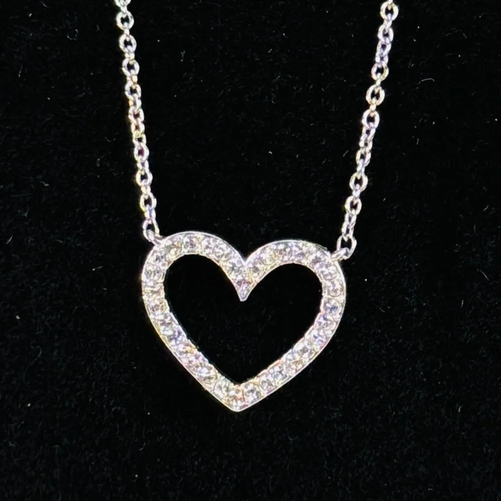 Elegant minimalist Silvertone Heart Bling Chain Necklace